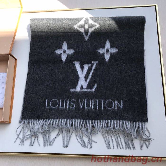 Louis Vuitton Scarf LV00040
